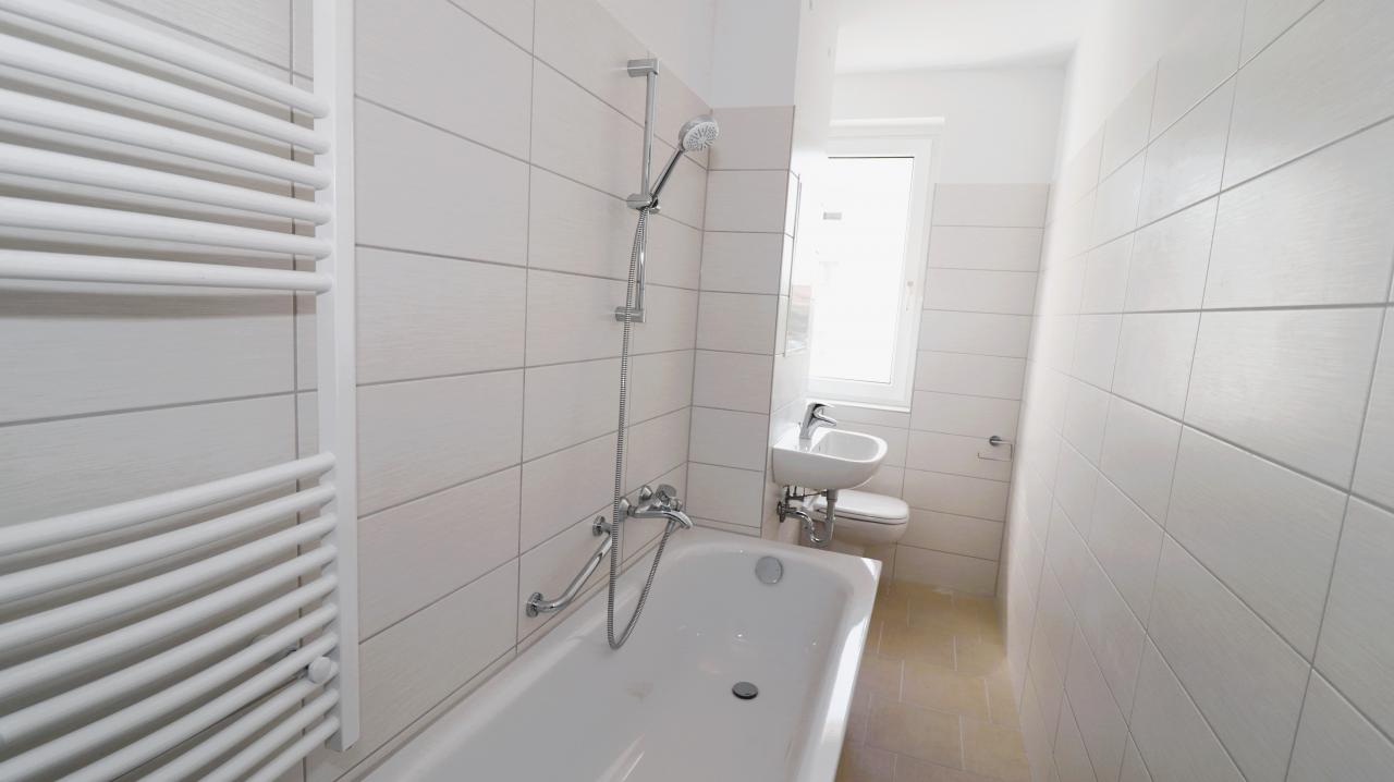 2 Zimmer mit Balkon in entspannter Umgebung - Foto 1